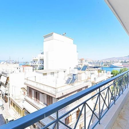 Cozy Apartment Located On Piraeus Port Area- Exterior photo